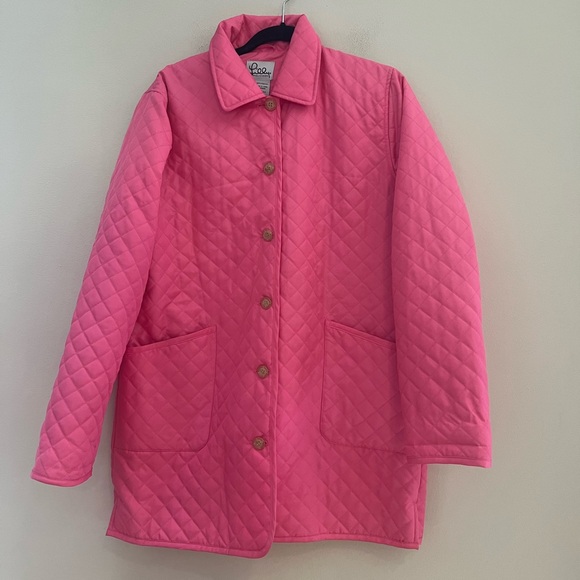 Lilly Pulitzer Jackets & Blazers - Lilly Pulitzer woman’s Quilted Pink Jacket/Coat